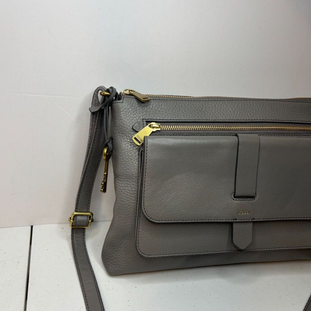Fossil Kinley Gray Pebbled Leather Adjustable Crossbody Shoulder Bag Purse - Picture 3 of 13